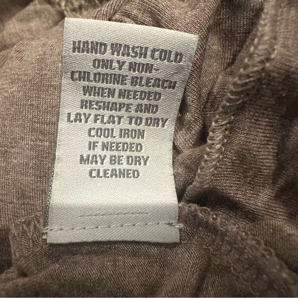 Soft Surroundings Tan Maxi Dress Size Small Boho Comfort Crochet Wrap Soft Cozy - Picture 7 of 7